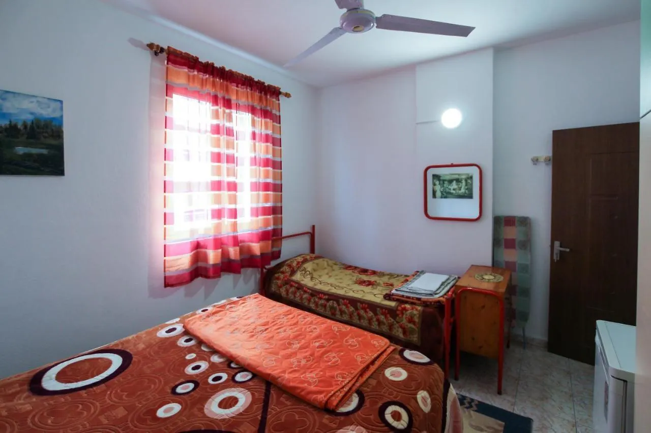 1 Bedroom Apartment With Fast Internet And Sea View Balcony In Durrës