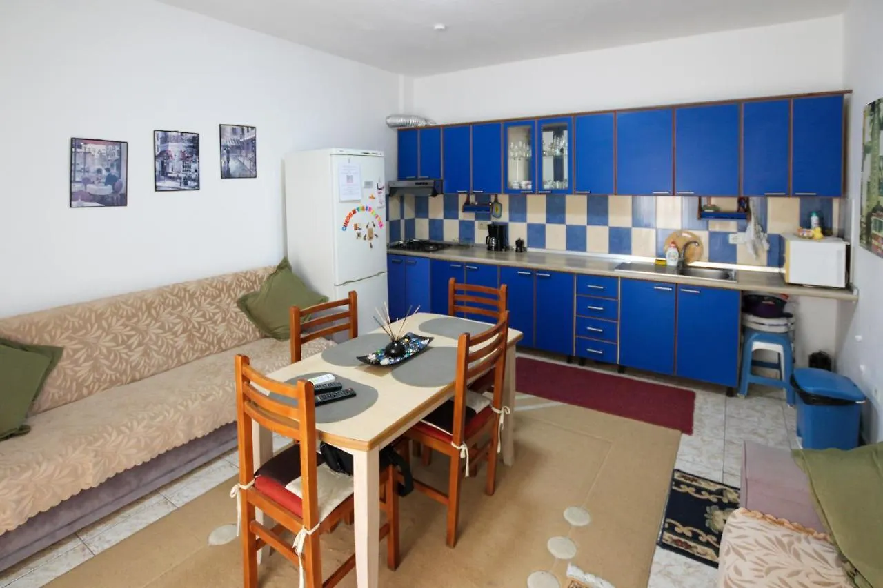 1 Bedroom Apartment With Fast Internet And Sea View Balcony In Durrës 0*,