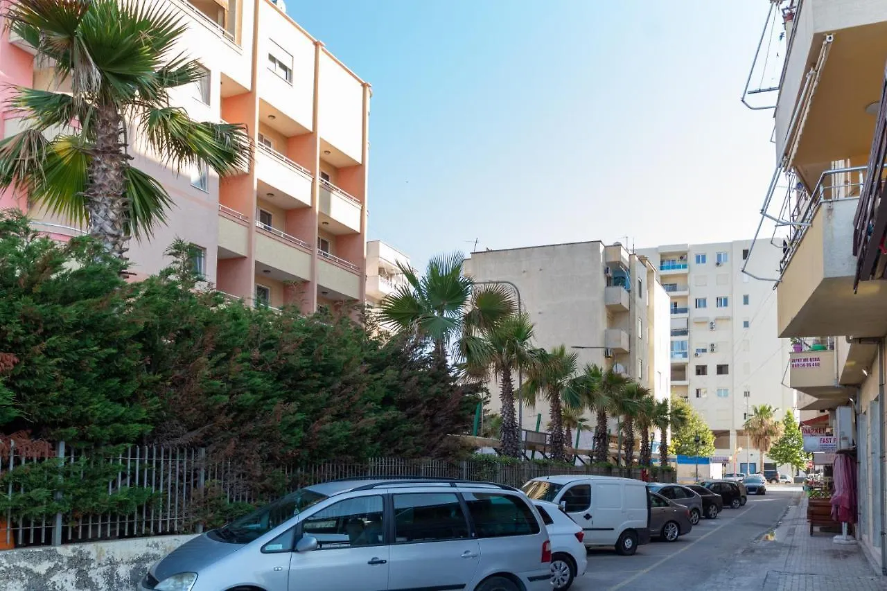 1 Bedroom Apartment With Fast Internet And Sea View Balcony In Durrës